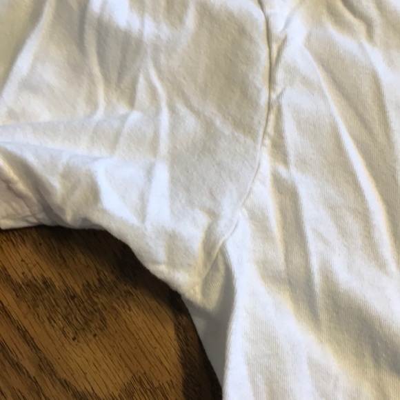 Lucky brand white vneck - Picture 4 of 4